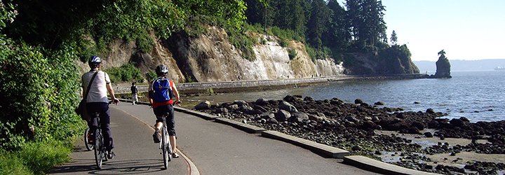 Stanley-Park-Seawall-biking-720-250px O que fazer em Vancouver em 3 dias: Stanley Park, Granville Island e gastronomia multicultural América do Norte Dicas Práticas e Planejamento Natureza e Aventura