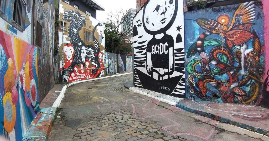 beco-do-batman-capa2019-01-1024x537 O que fazer em São Paulo em 48h: arte de rua, gastronomia e rooftops Brasil Cultura e Patrimônio Gastronomia e Bares Vida Noturna e Eventos